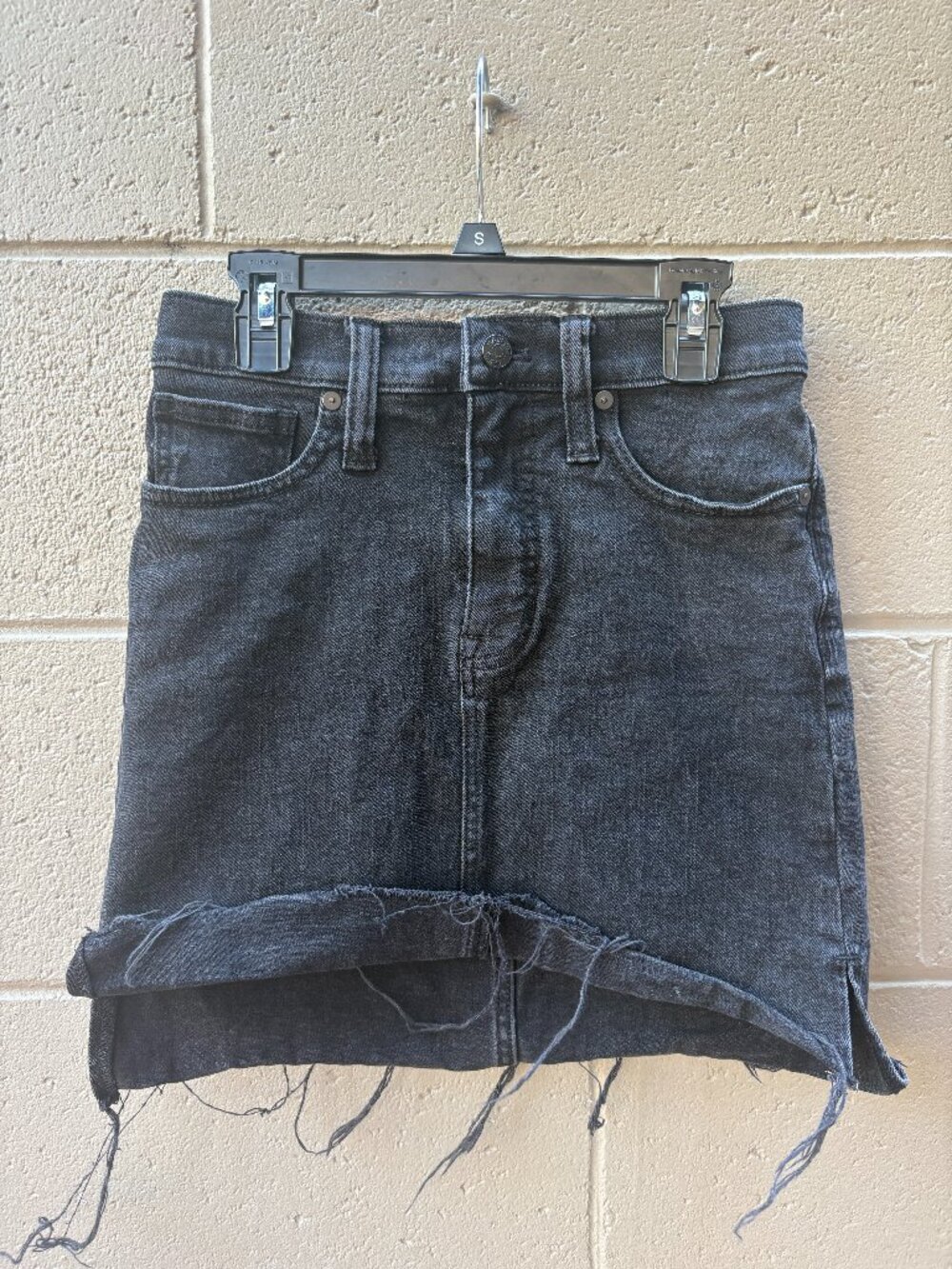 Madewell Black Denim Cutoff Mini Skirt Size 23 High Rise